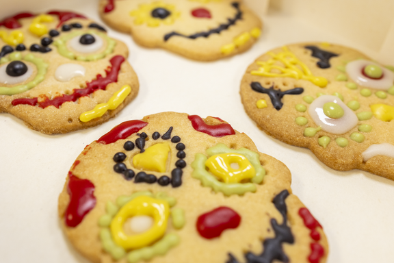 12/11 - Figurines d'Halloween "Coco" : Créations Sucrées et Effrayantes